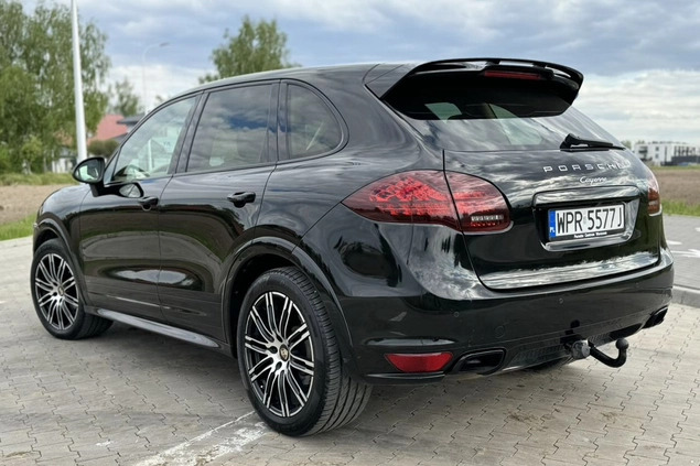 Porsche Cayenne cena 99900 przebieg: 223000, rok produkcji 2012 z Warszawa małe 596